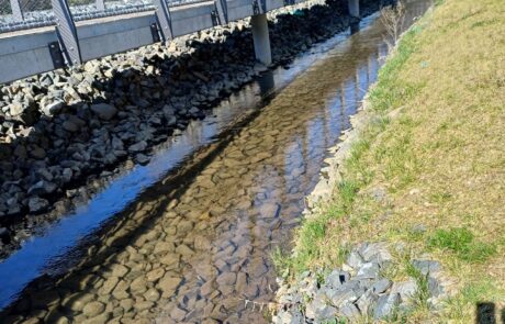 Grüsselbach – Bauwerk 2 nach der Umsetzung Grüsselbach - Bauwerk 2 nach der Umsetzung